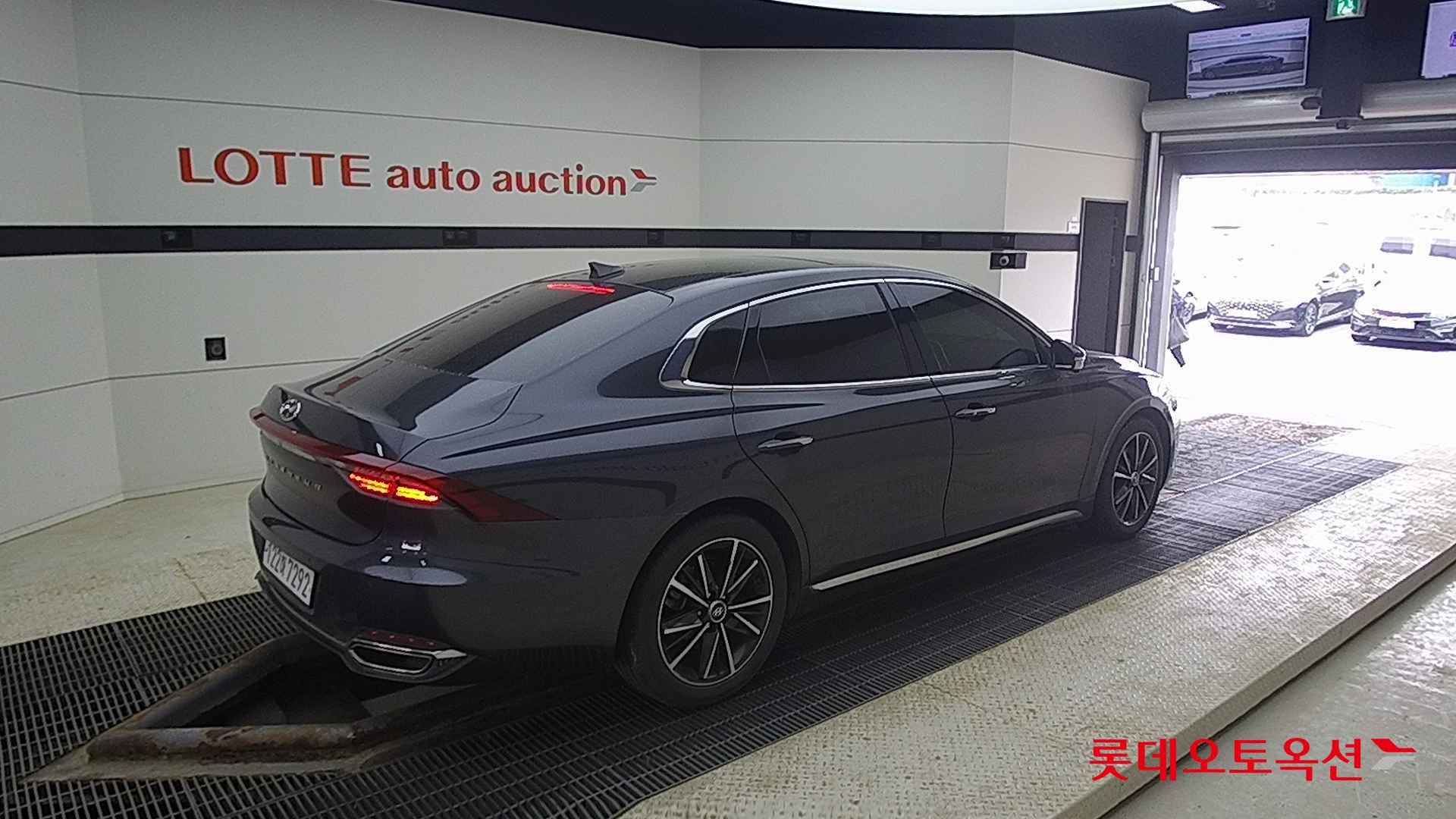 Hyundai Grandeur id 2720444 из Кореи 19