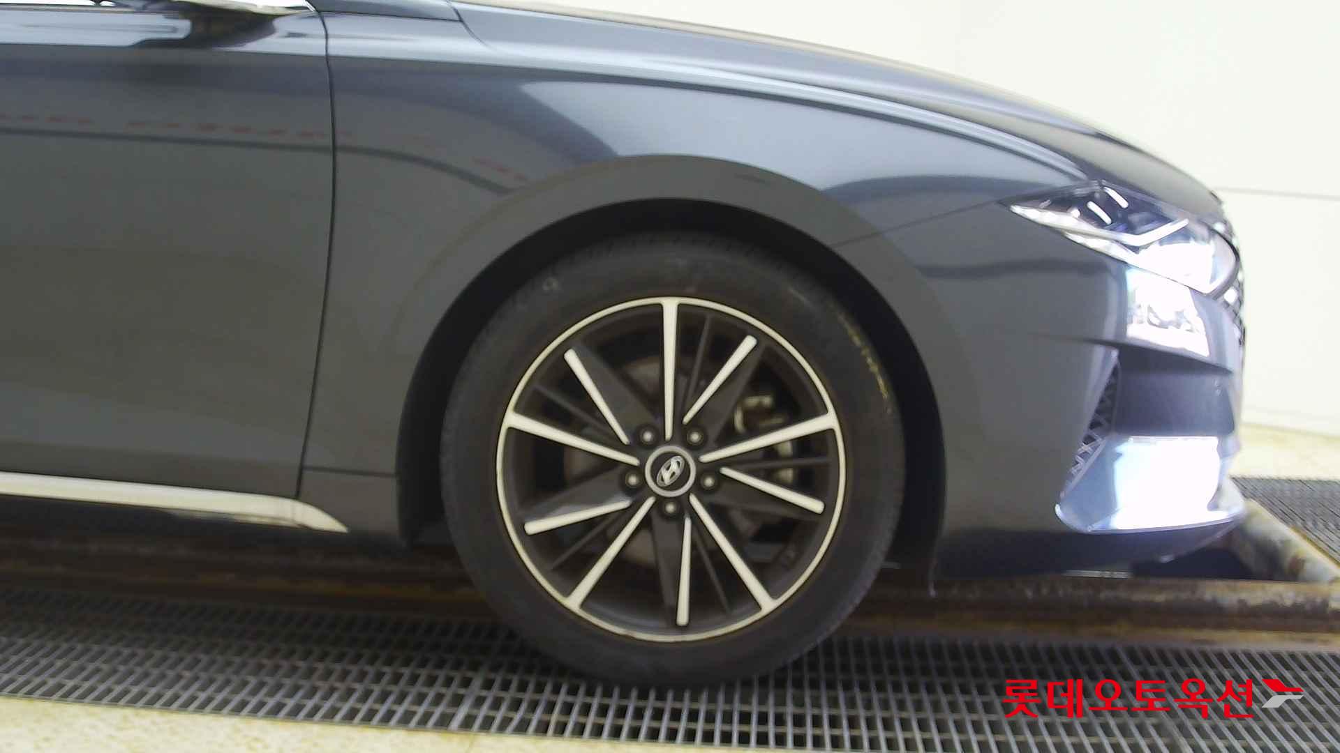 Hyundai Grandeur id 2721007 из Кореи 23