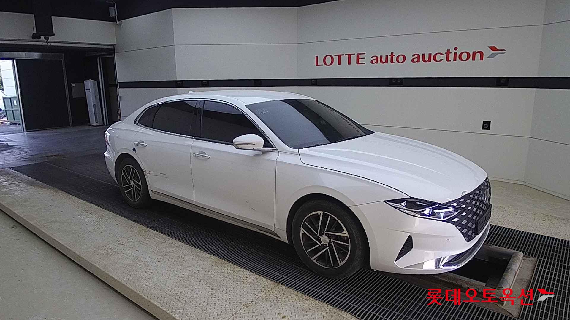 Hyundai Grandeur id 2720979 из Кореи 16