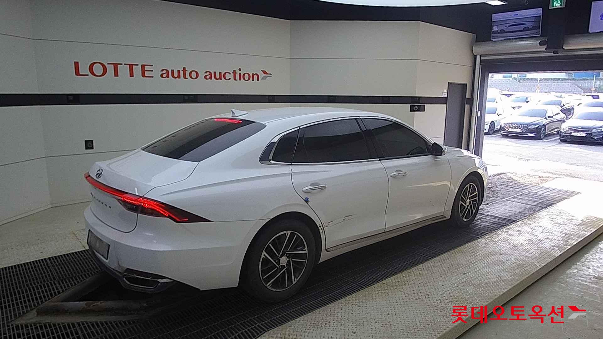 Hyundai Grandeur id 2720979 из Кореи 19