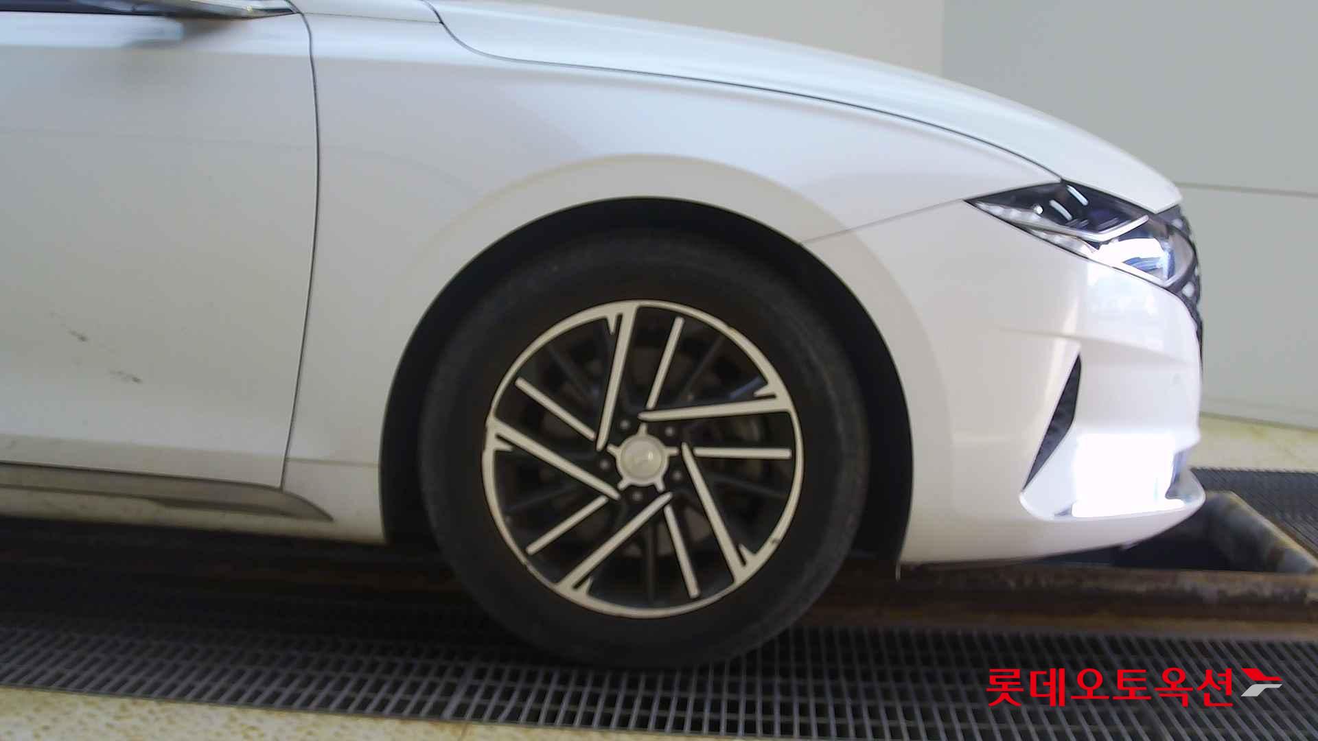 Hyundai Grandeur id 2720979 из Кореи 23