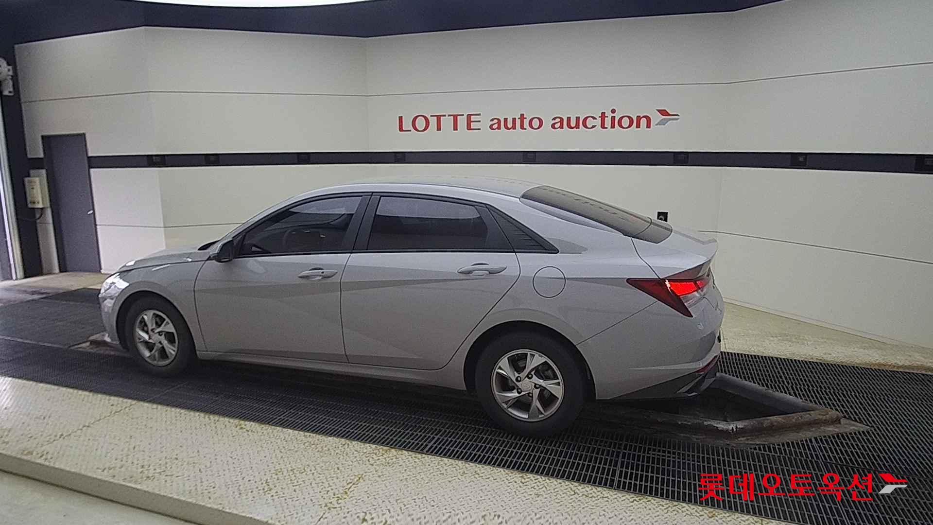 Hyundai Avante id 2721791 из Кореи 11