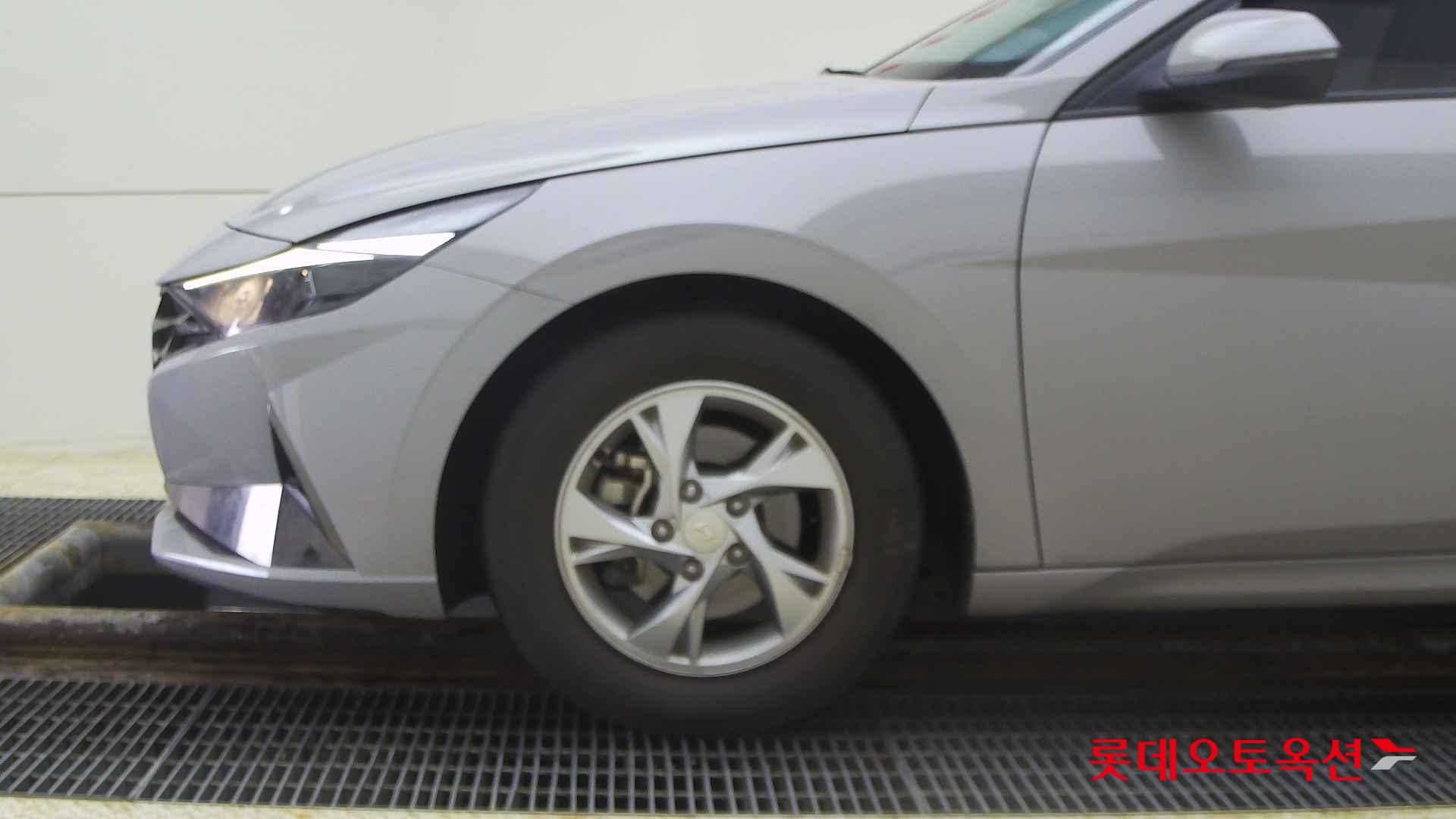 Hyundai Avante id 2721791 из Кореи 21