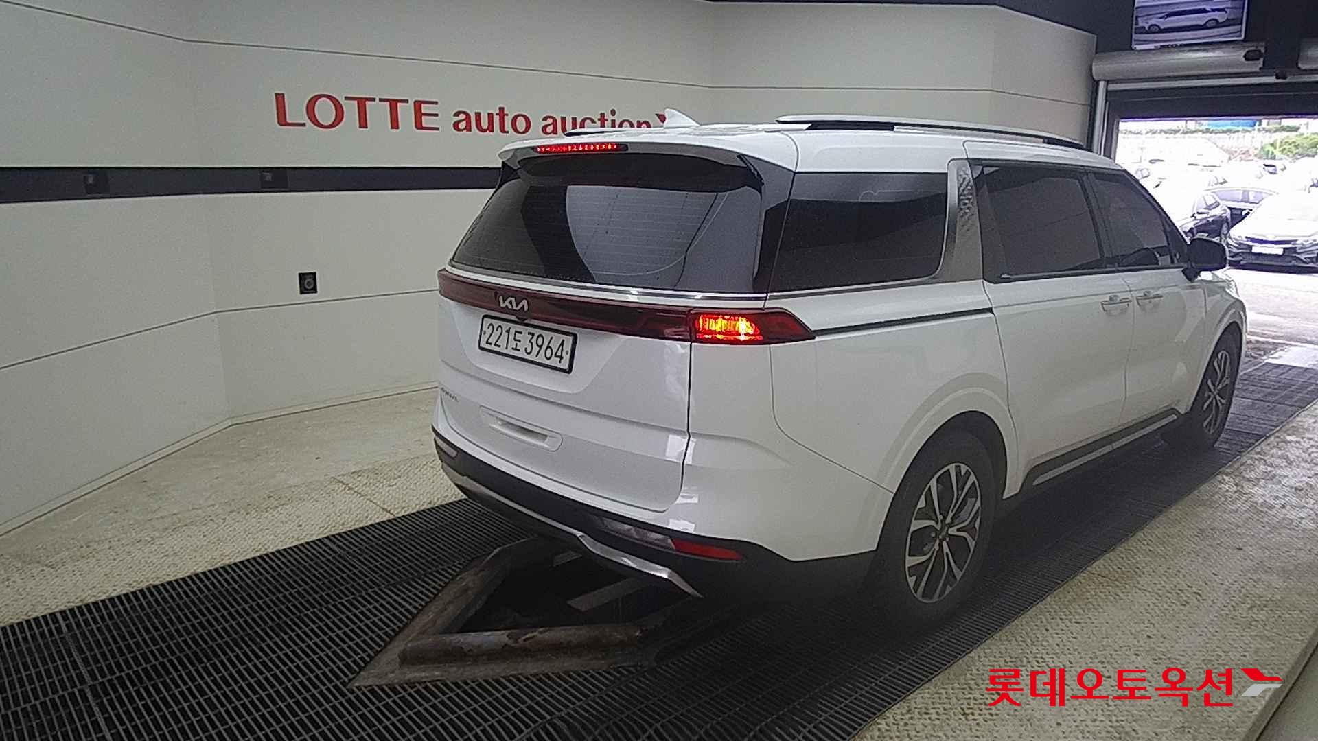 Kia Carnival id 2722641 из Кореи 4