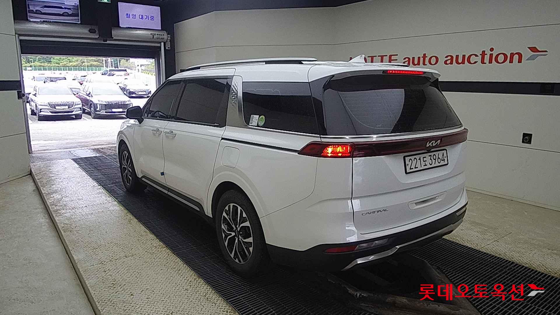 Kia Carnival id 2722641 из Кореи 6