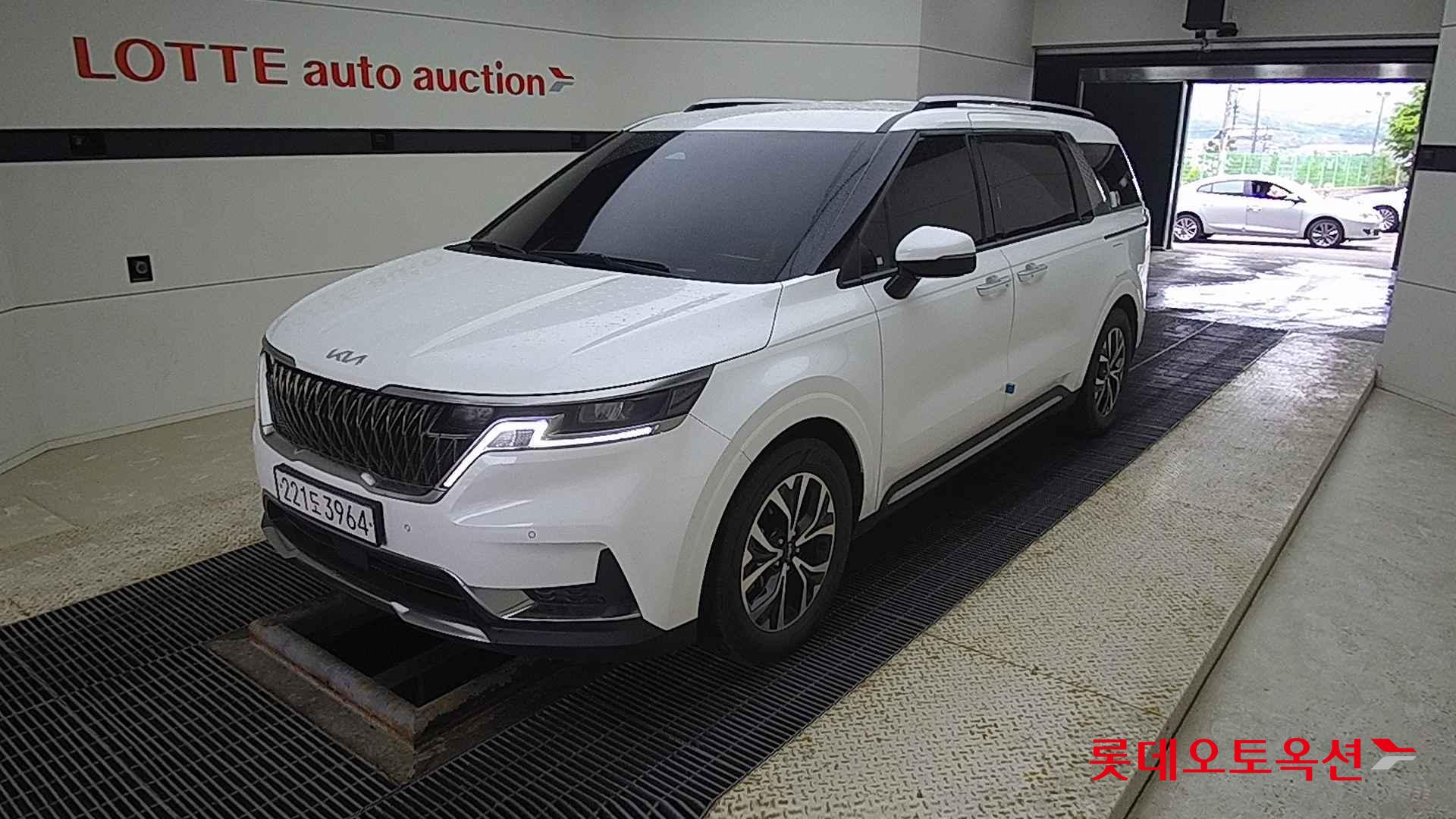 Kia Carnival id 2722641 из Кореи 14