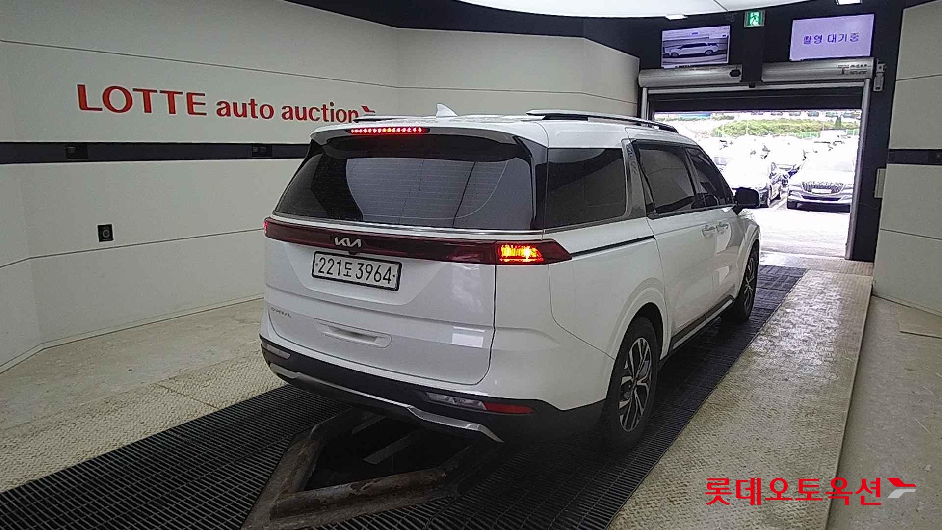 Kia Carnival id 2722641 из Кореи 20