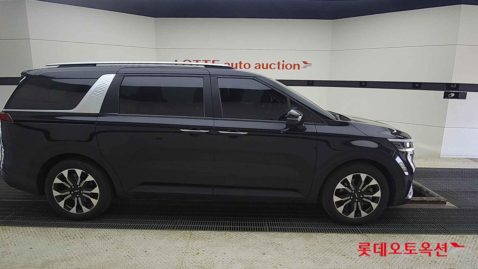 Kia Carnival id 2721041 из Кореи 3