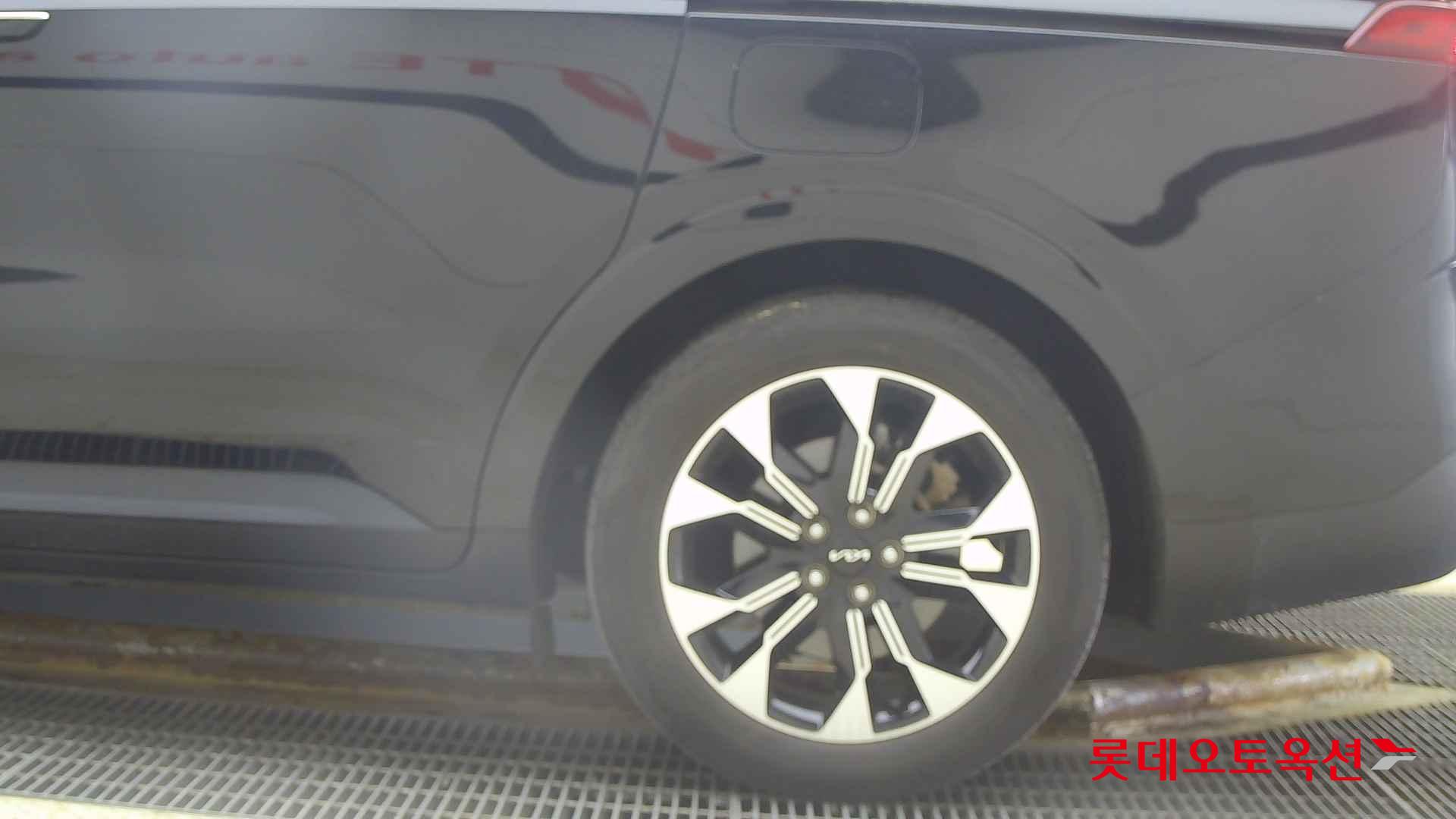 Kia Carnival id 2721041 из Кореи 22