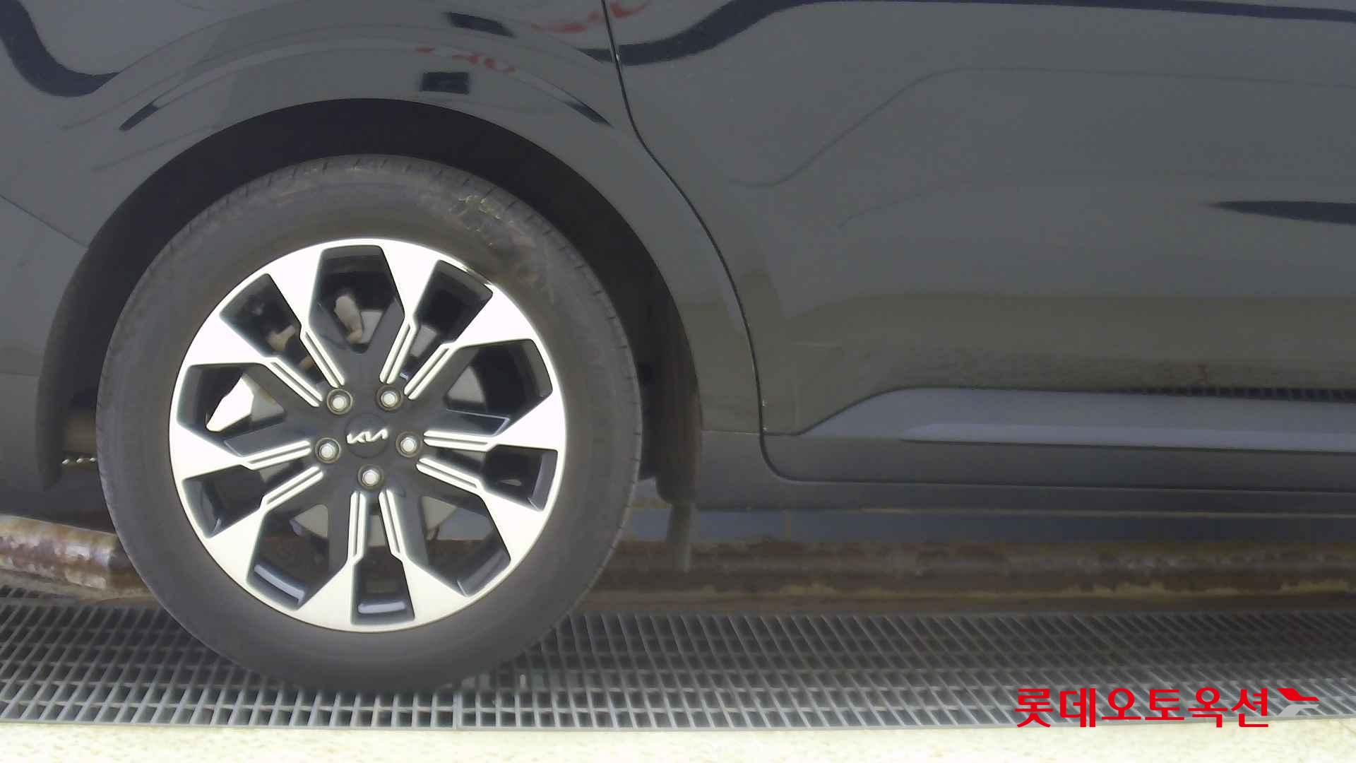 Kia Carnival id 2721041 из Кореи 24