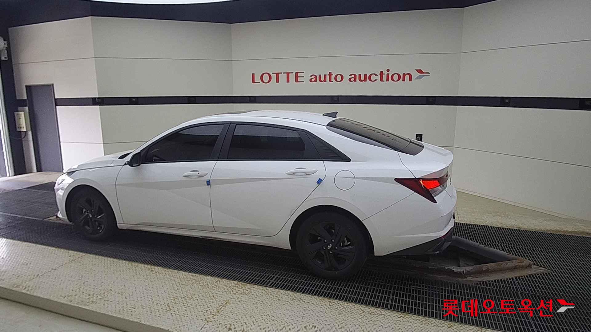 Hyundai Avante id 2720457 из Кореи 11