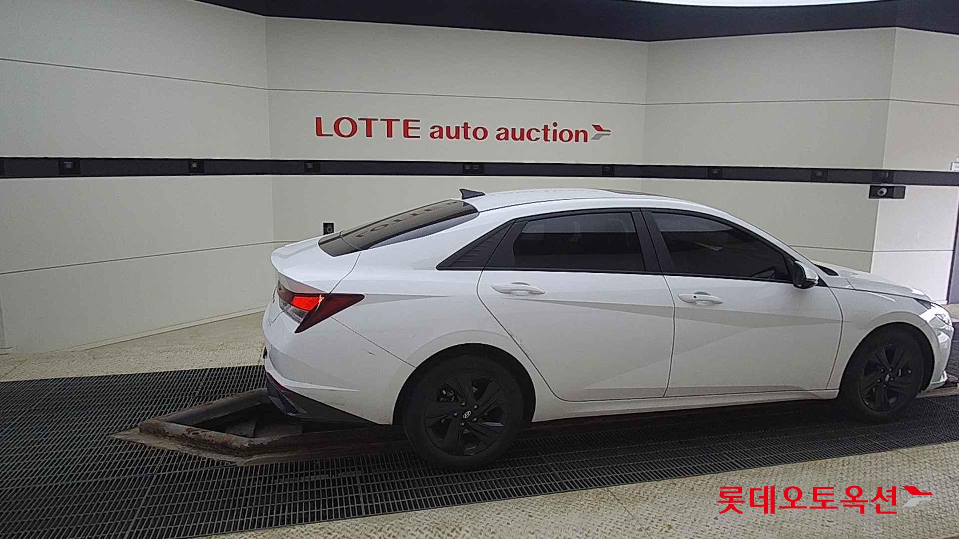 Hyundai Avante id 2720457 из Кореи 18