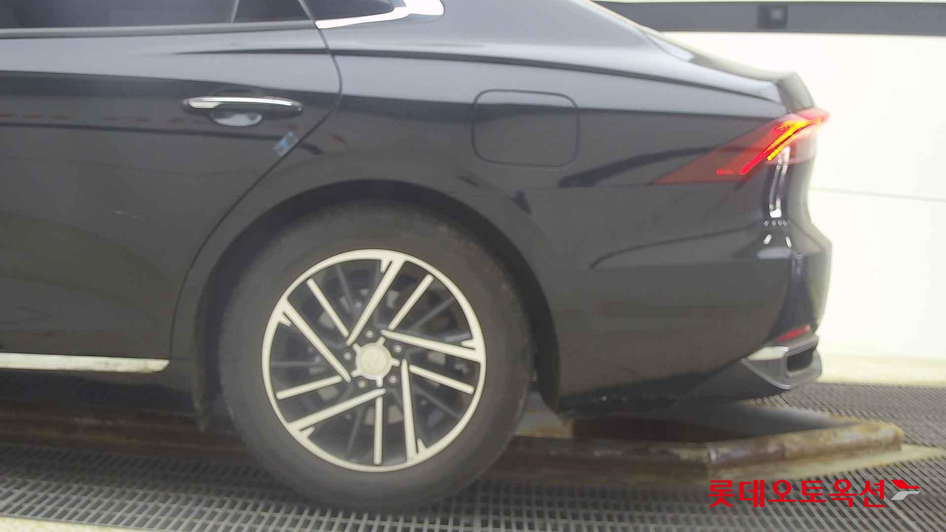 Hyundai Grandeur id 2721017 из Кореи 22