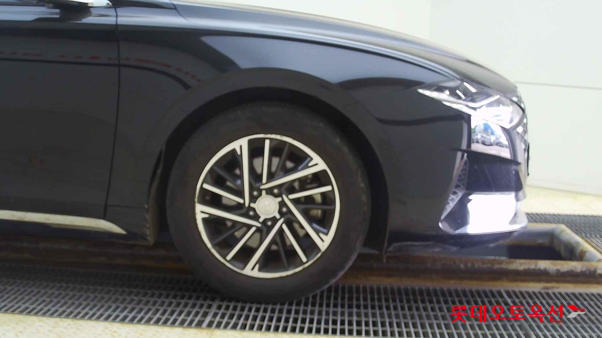 Hyundai Grandeur id 2721017 из Кореи 23