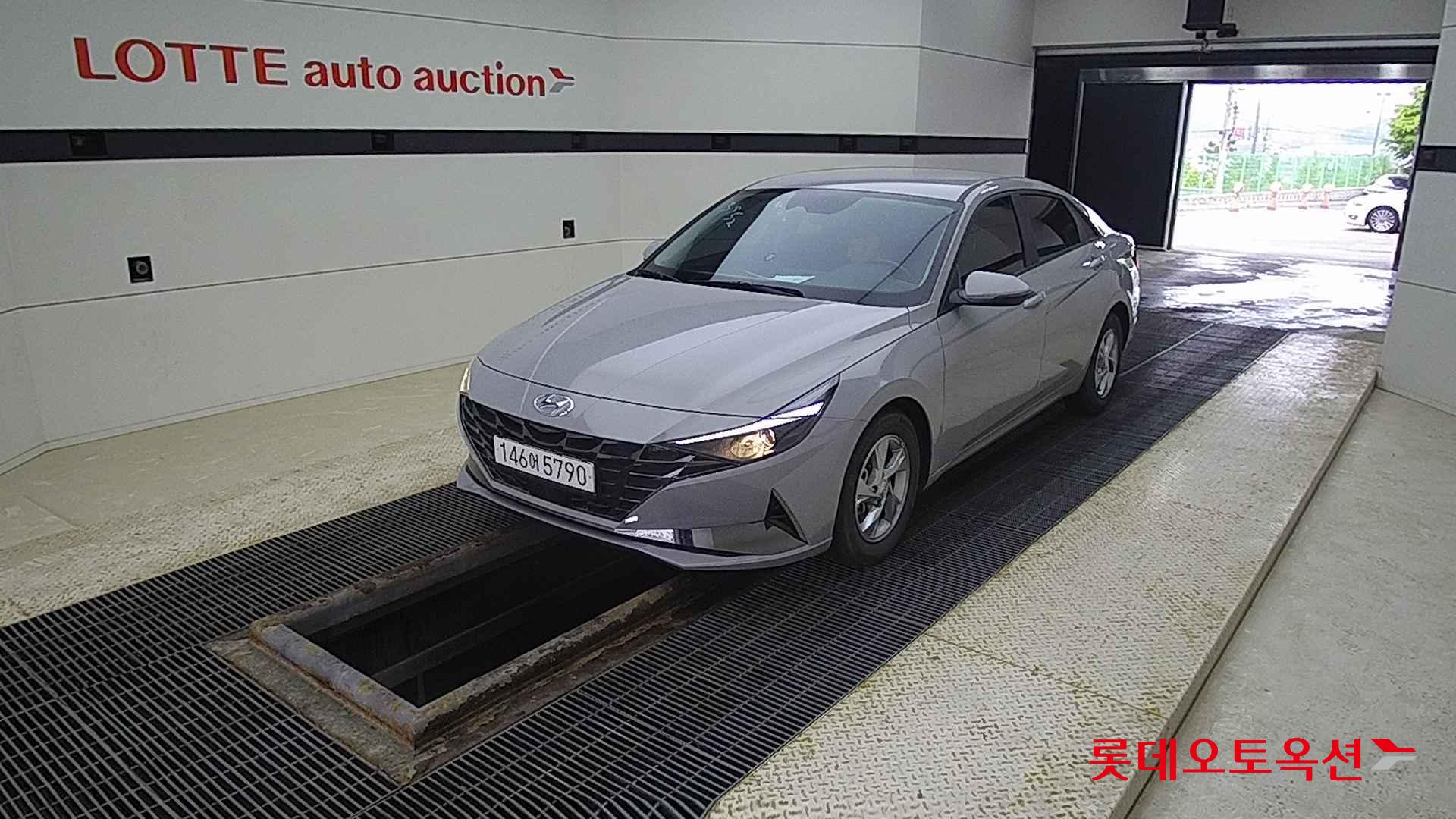 Hyundai Avante id 2721799 из Кореи 14