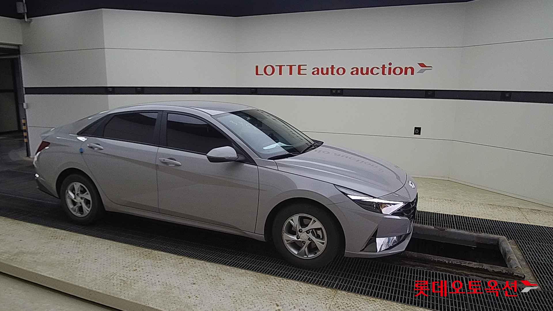 Hyundai Avante id 2721799 из Кореи 17