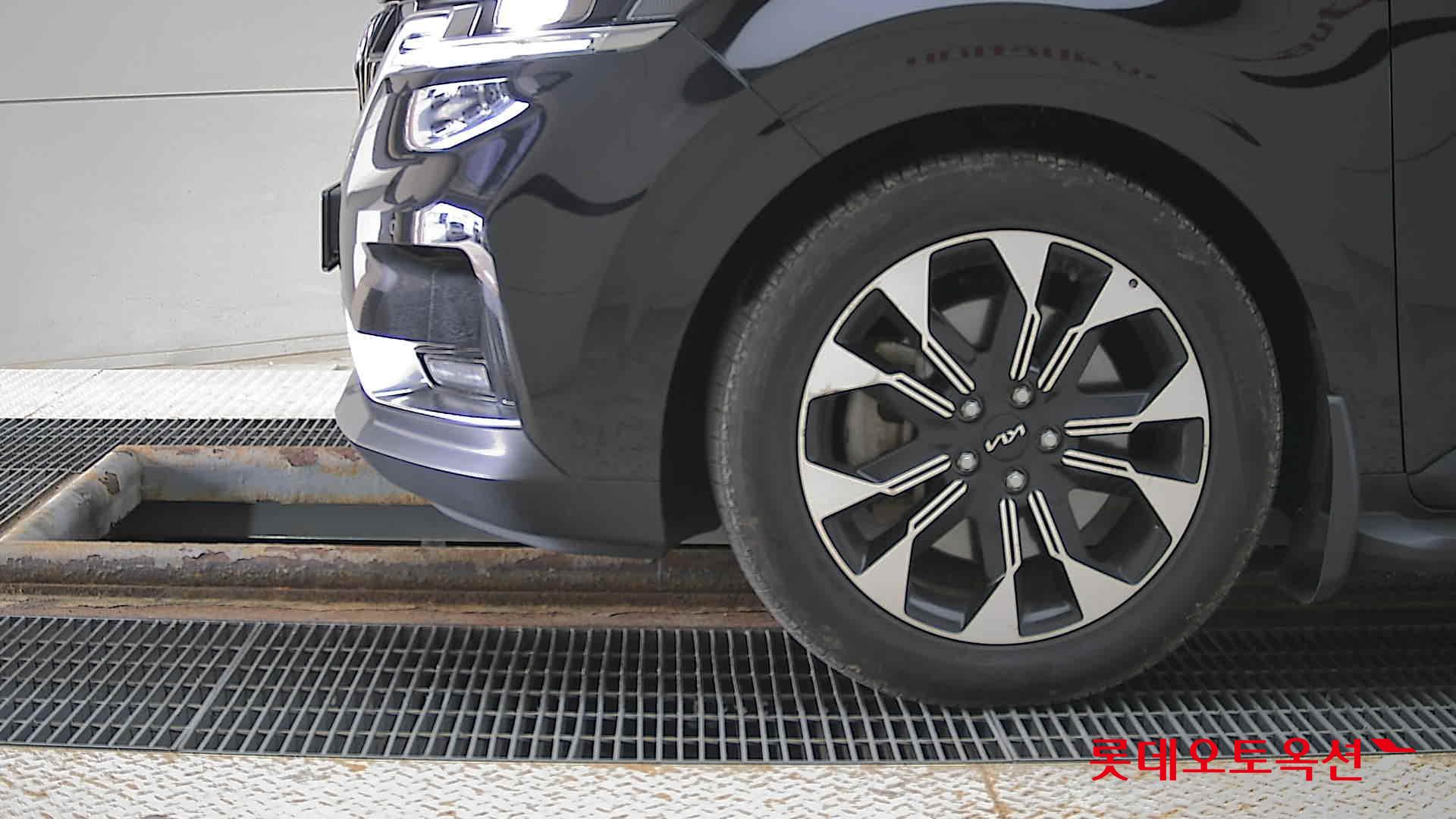 Kia Carnival Limousine id 2729332 из Кореи 21