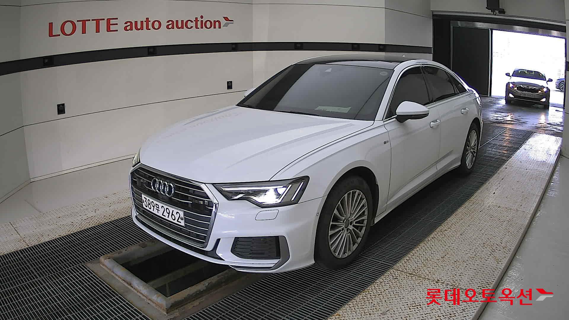 اودي A6
