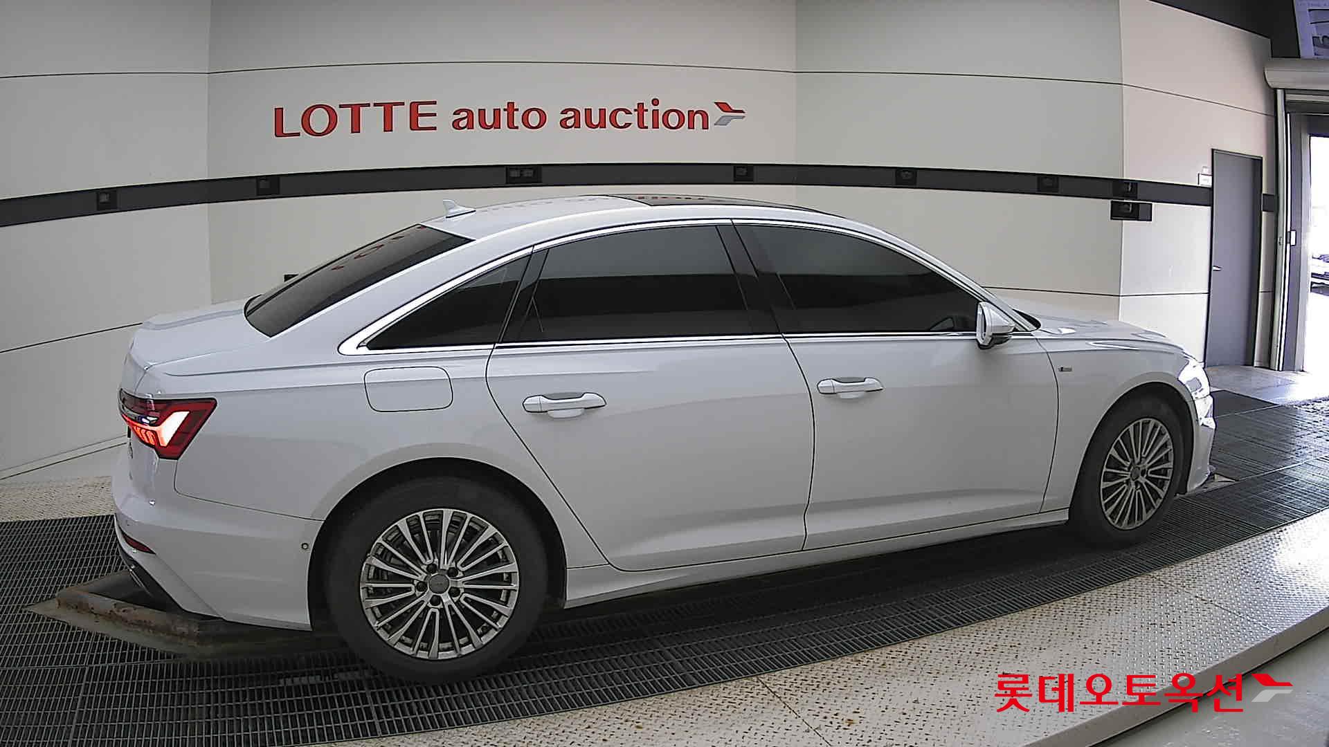 اودي A6