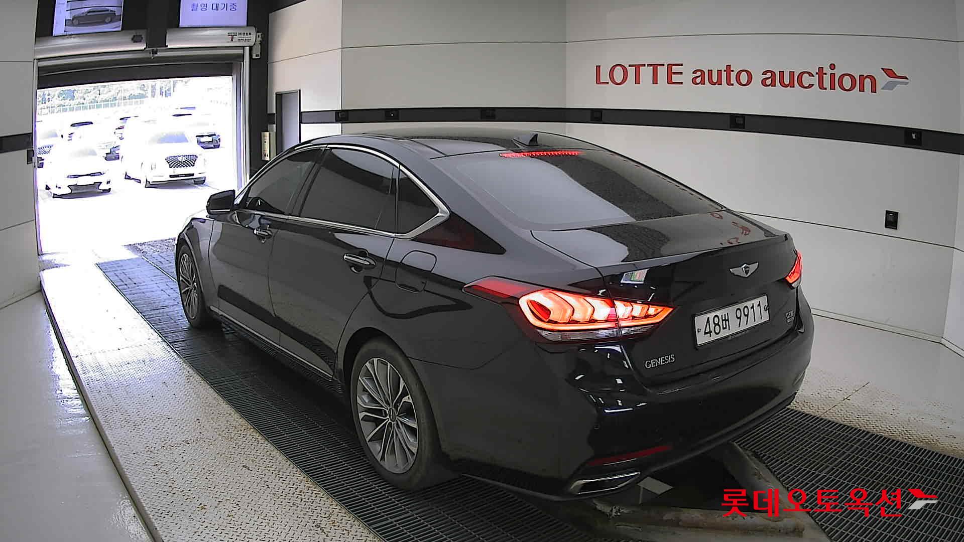 جينسس جي 330