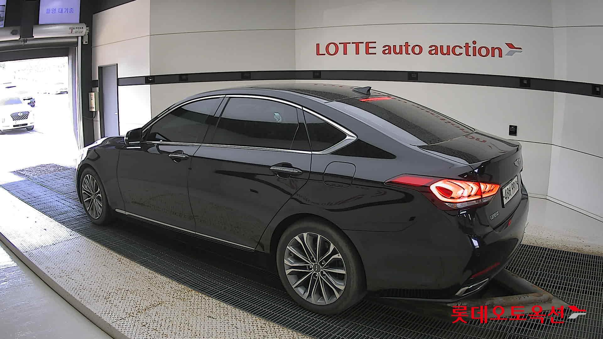 جينسس جي 330