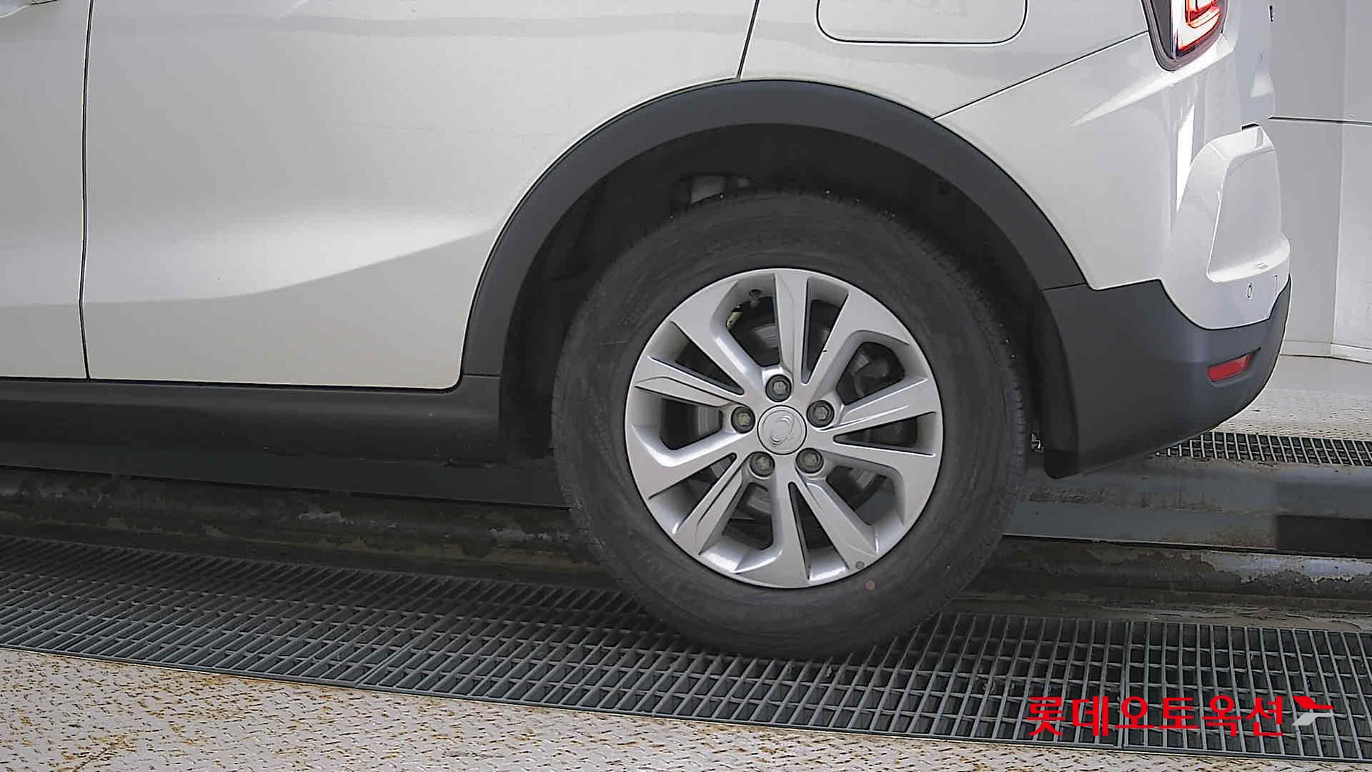 SsangYong Tivoli id 2857531 из Кореи 22