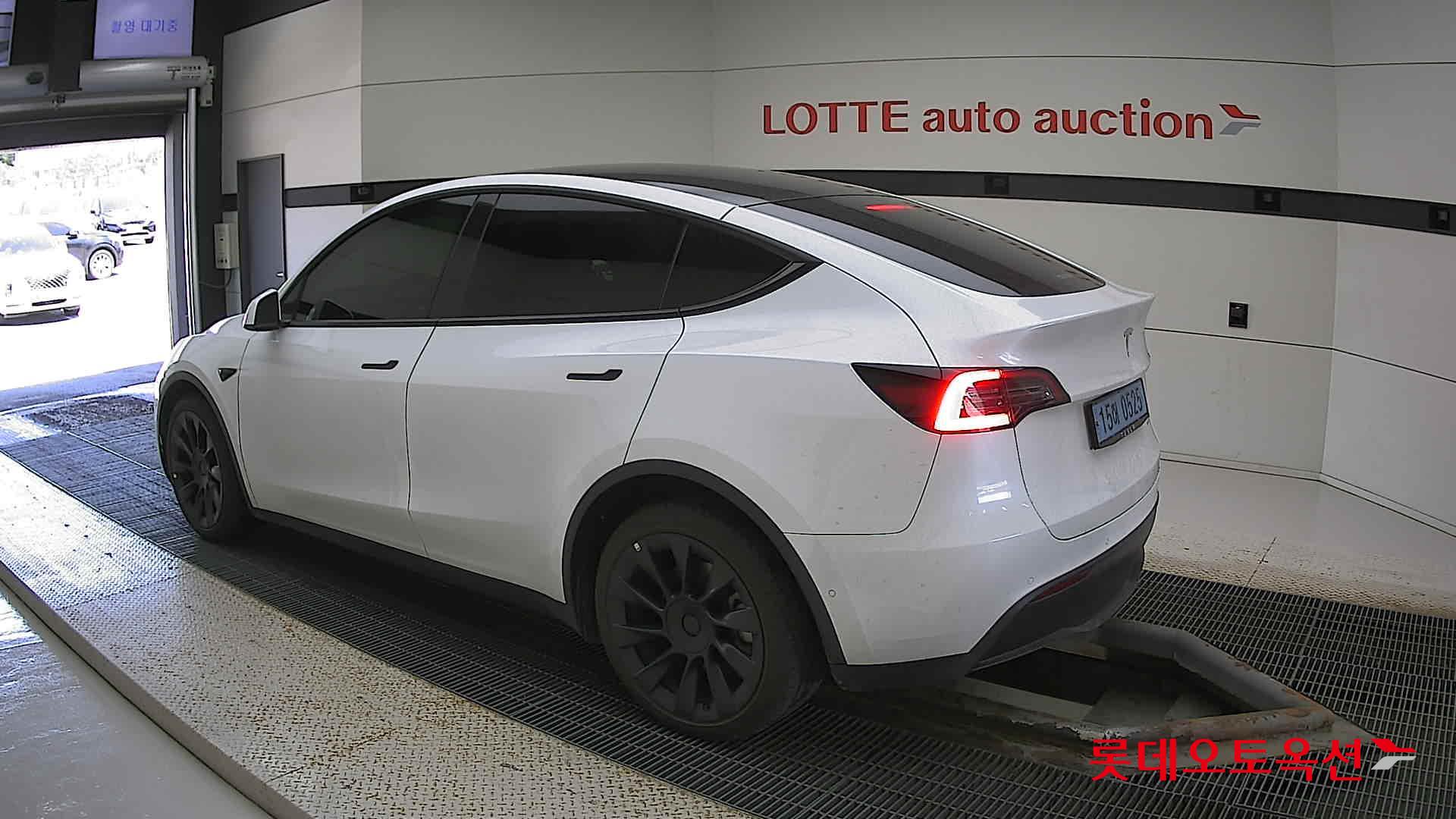 تسلا MODEL Y