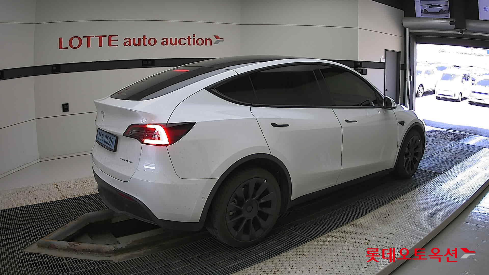 تسلا MODEL Y