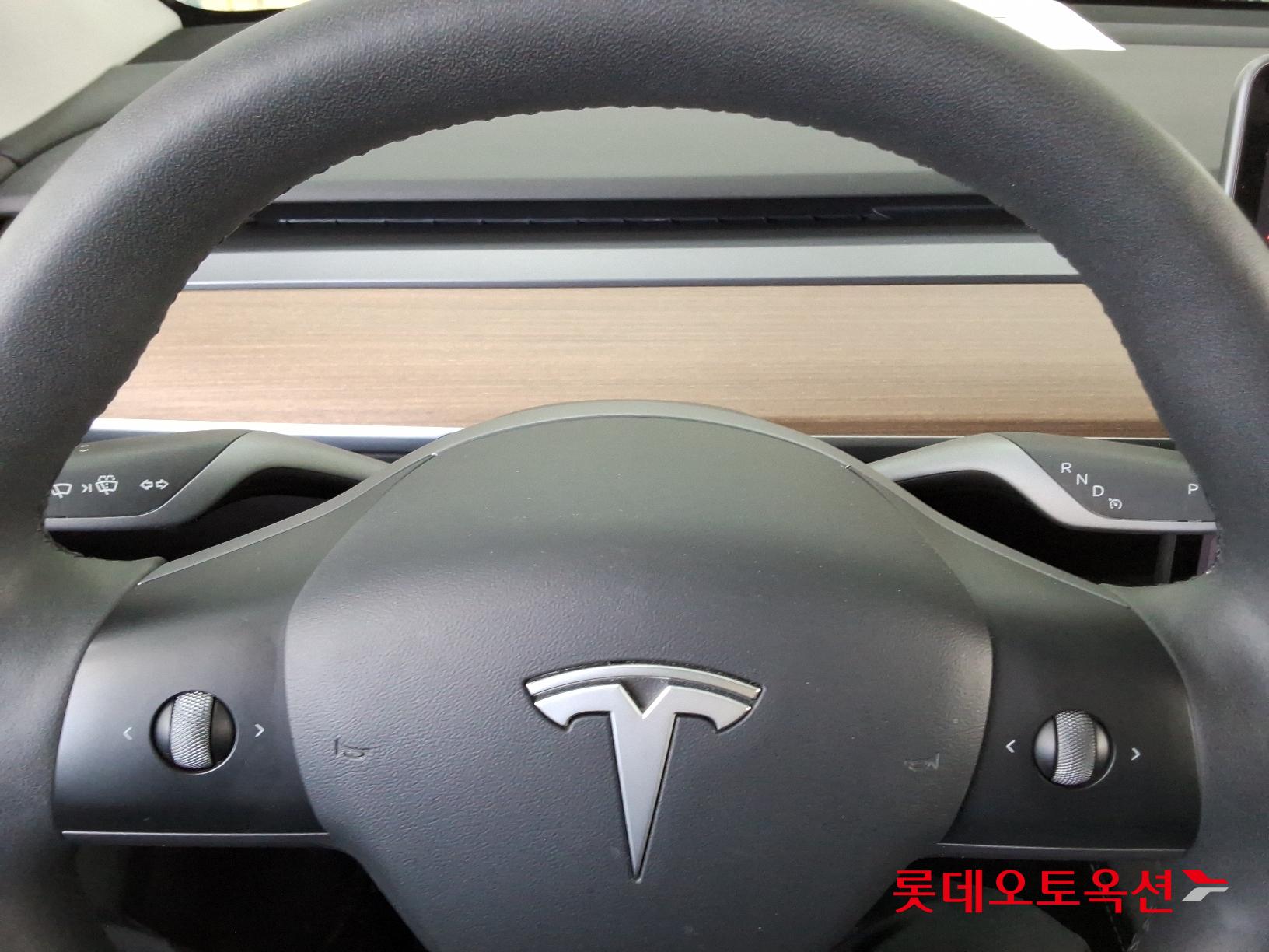 تسلا MODEL Y