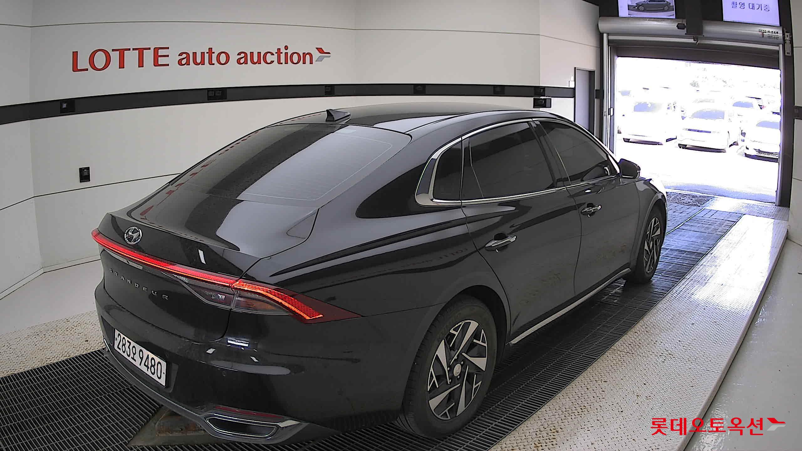 Hyundai Grandeur Hybrid id 2793432 из Кореи 4