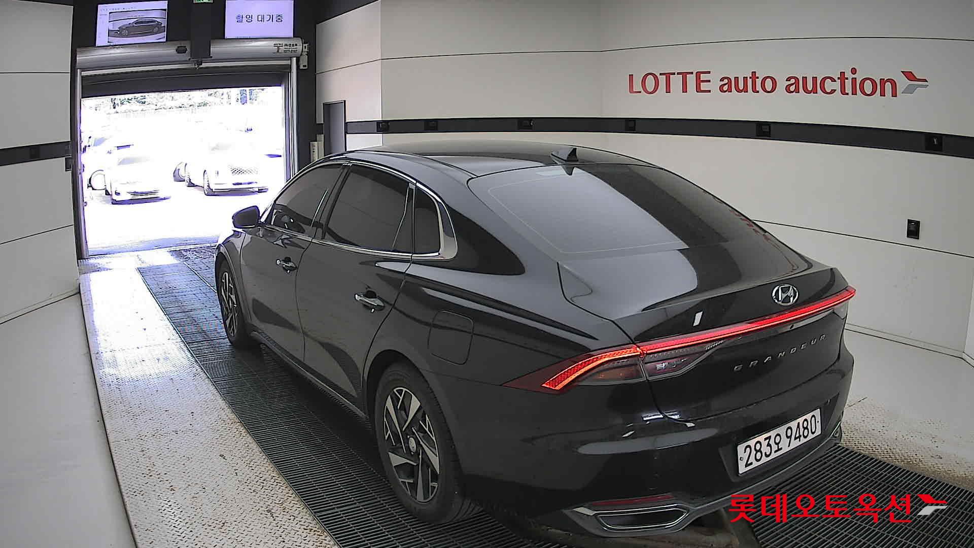 Hyundai Grandeur Hybrid id 2793432 из Кореи 9