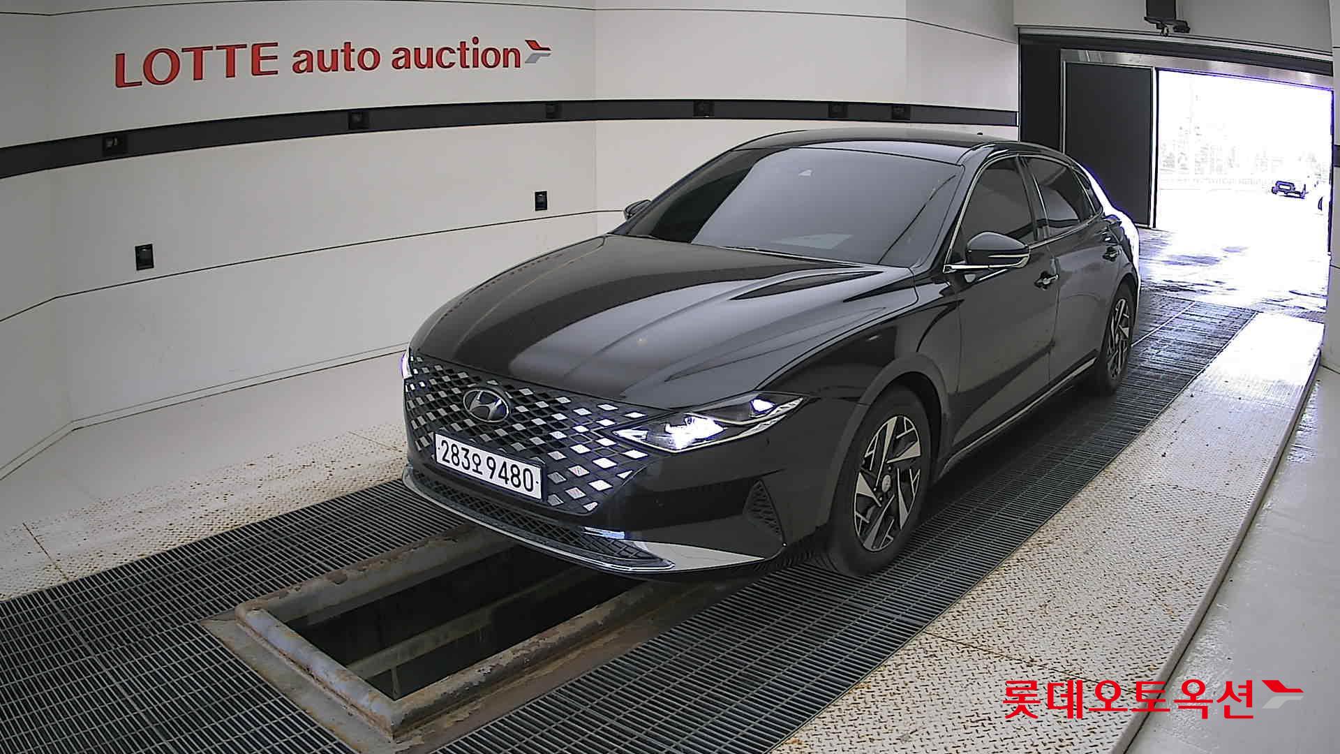 Hyundai Grandeur Hybrid id 2793432 из Кореи 14