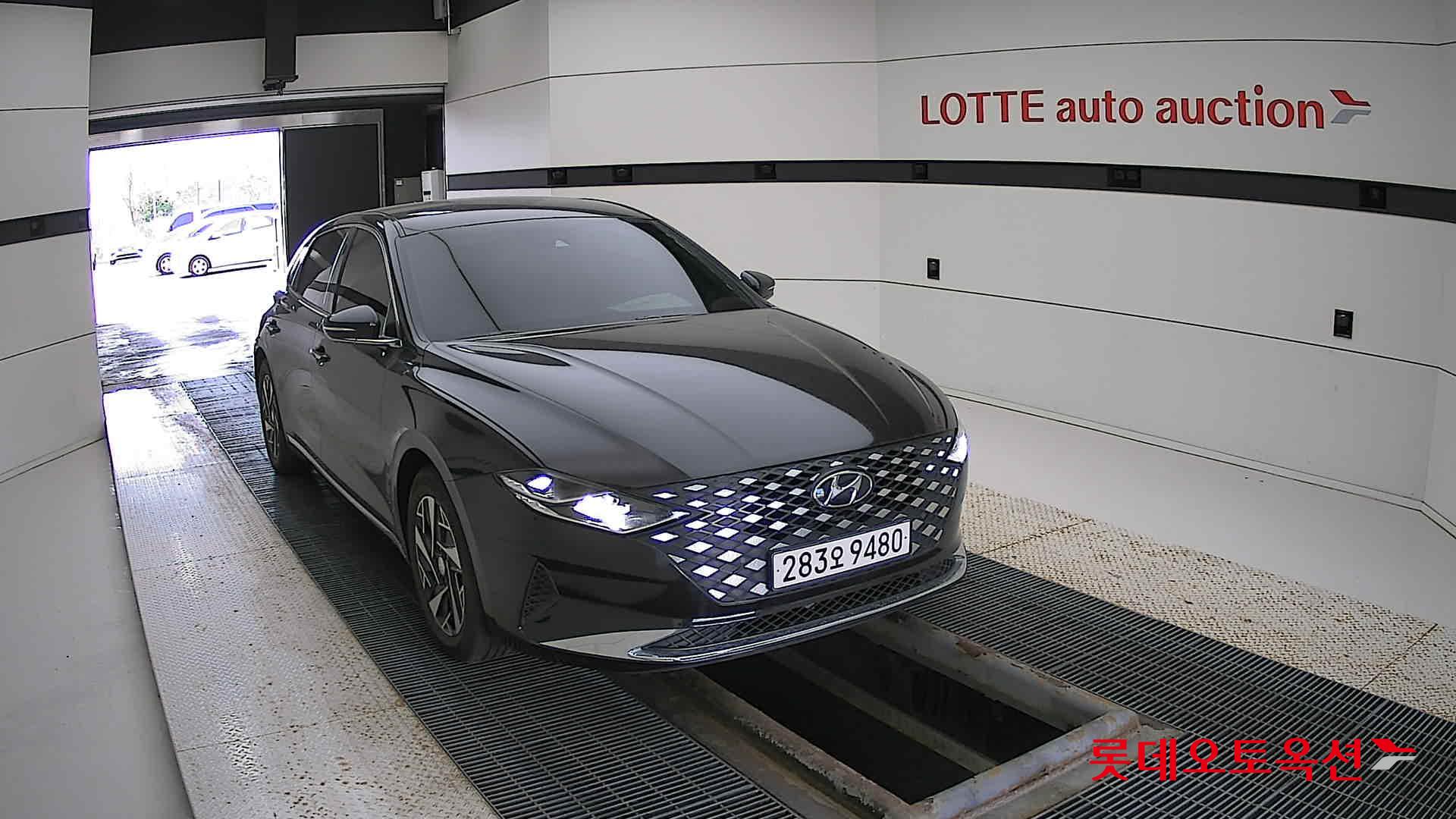 Hyundai Grandeur Hybrid id 2793432 из Кореи 15