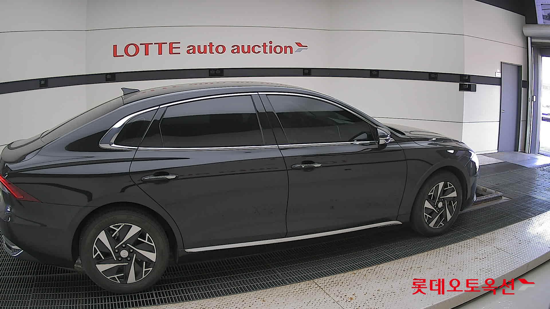 Hyundai Grandeur Hybrid id 2793432 из Кореи 18