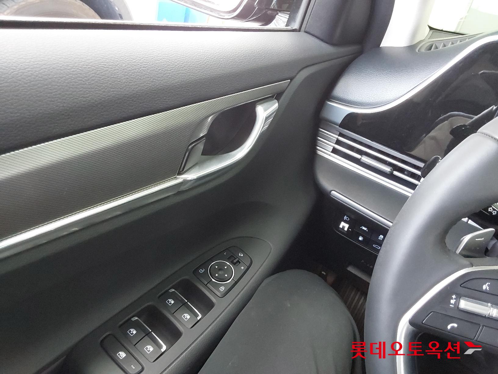 Hyundai Grandeur Hybrid id 2793432 из Кореи 28