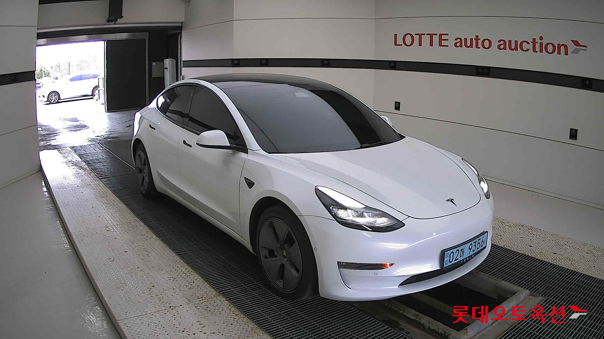 تسلا MODEL 3