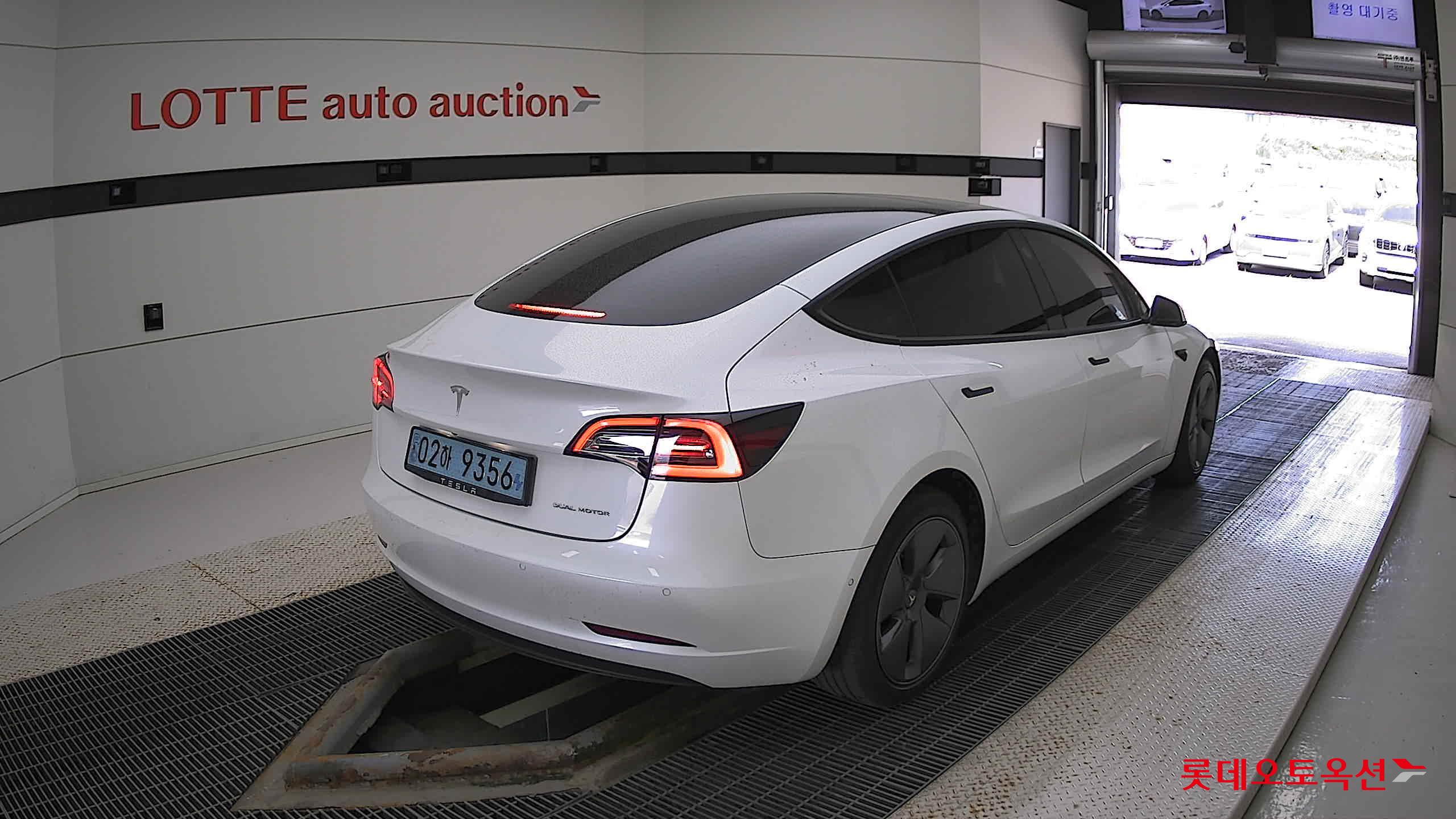 تسلا MODEL 3