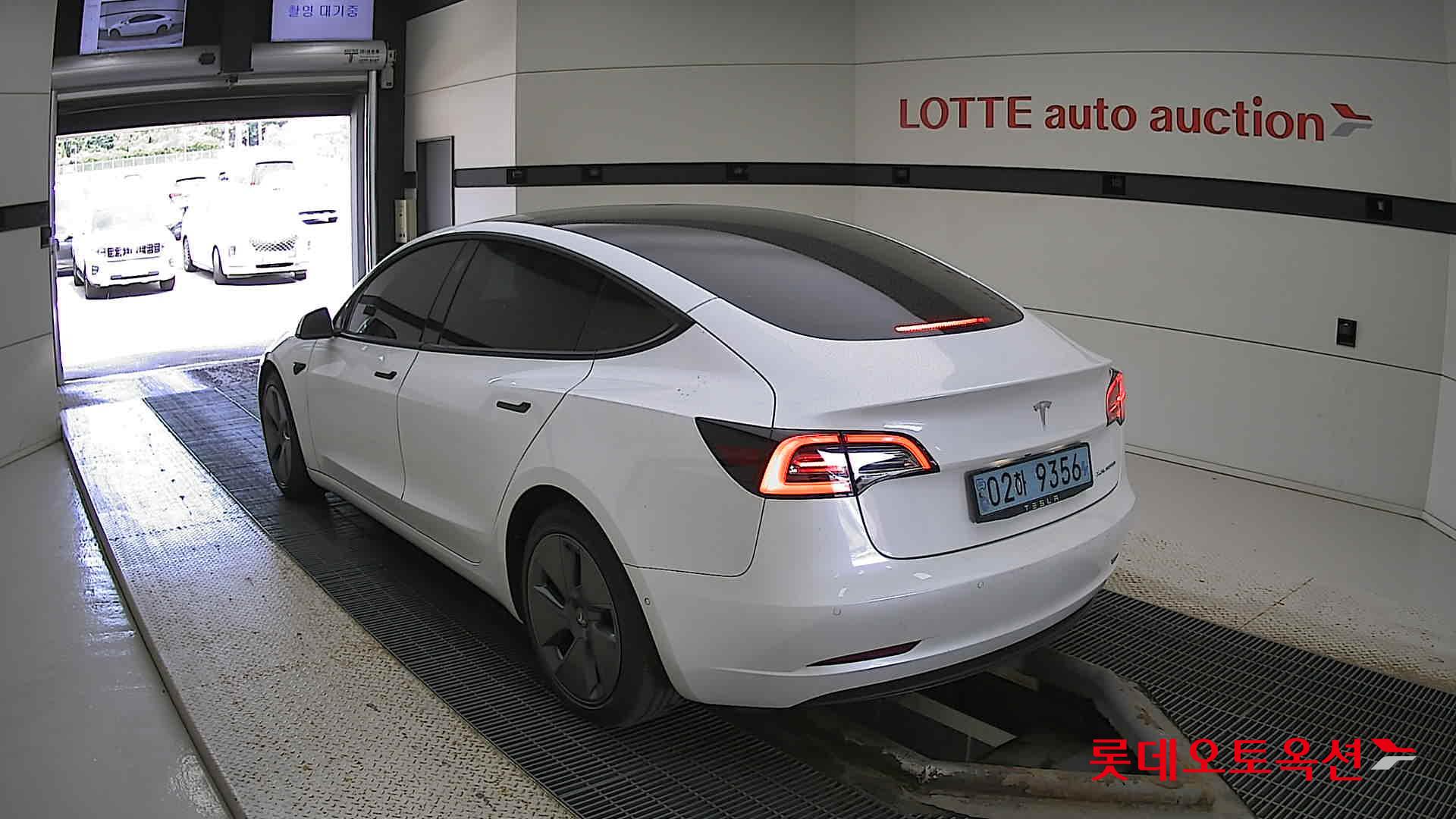 تسلا MODEL 3