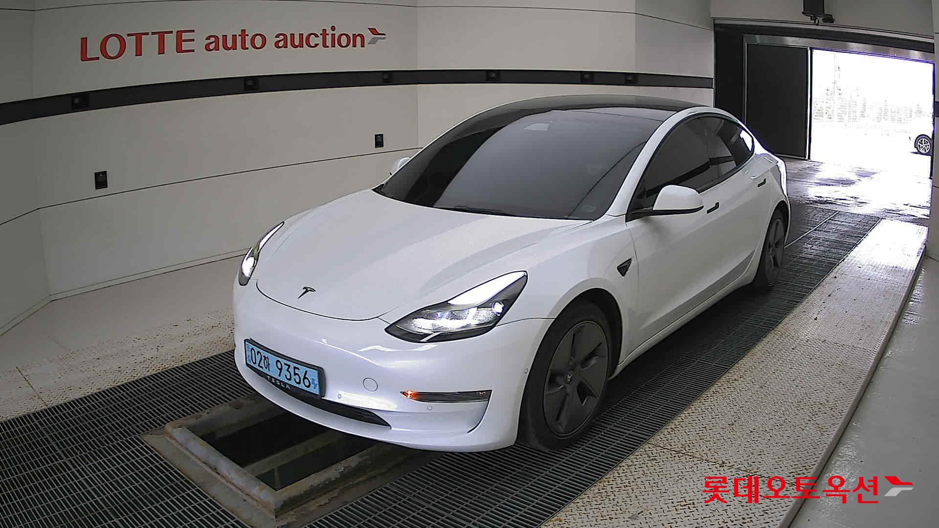 تسلا MODEL 3