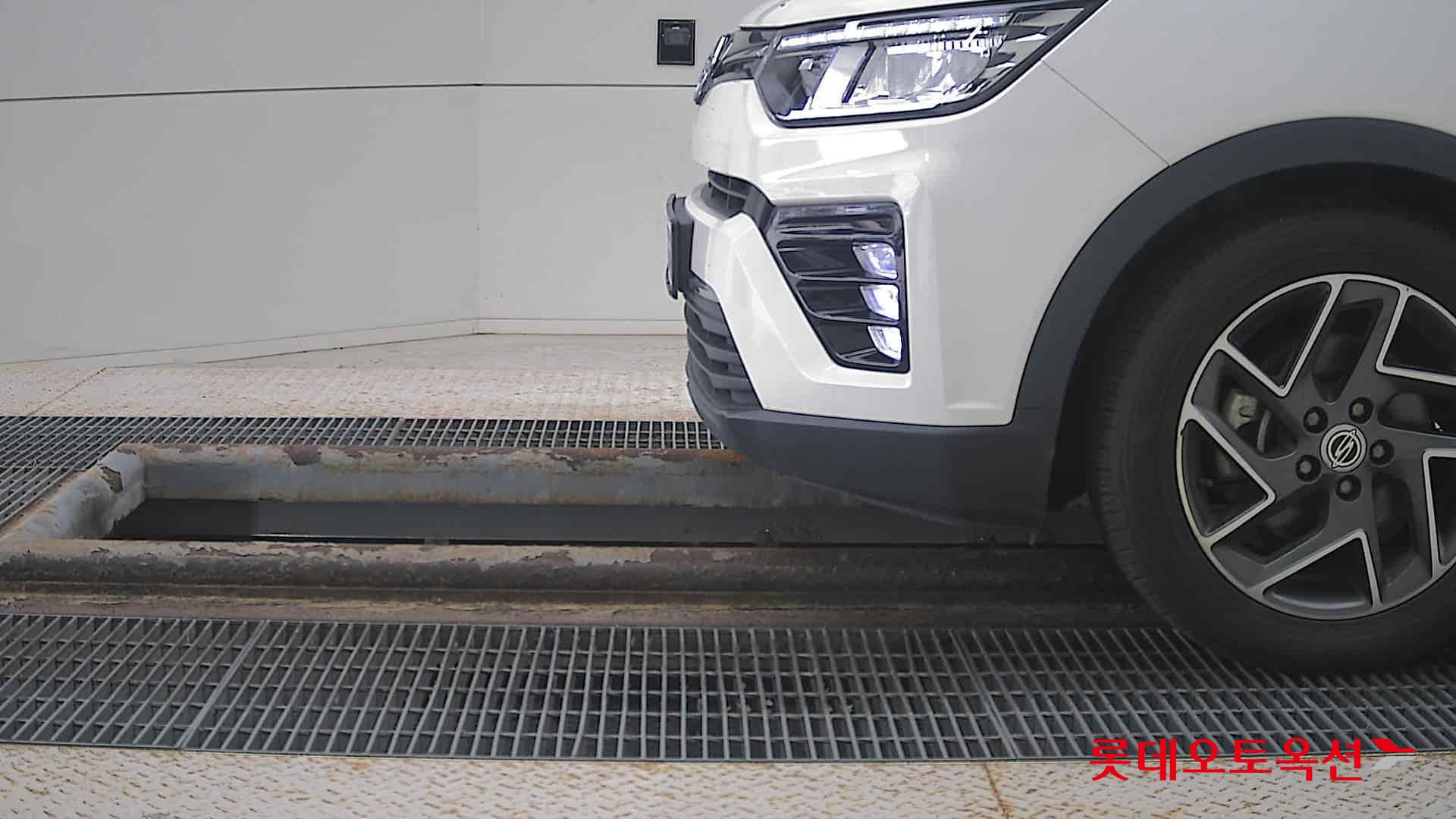 SsangYong Tivoli id 2820737 из Кореи 21