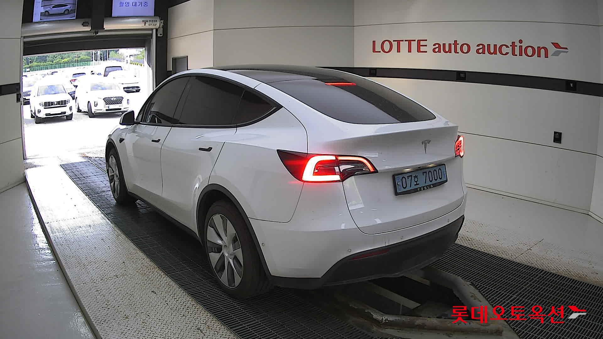 تسلا MODEL Y