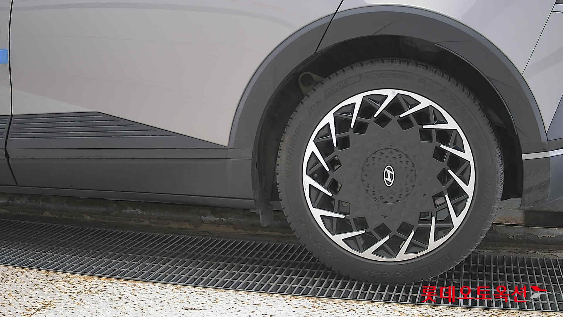 هيونداي - أيونيك - Image 22