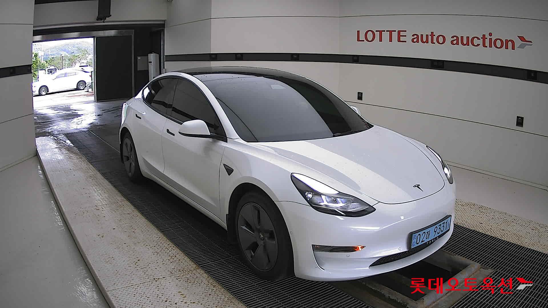 تسلا MODEL 3