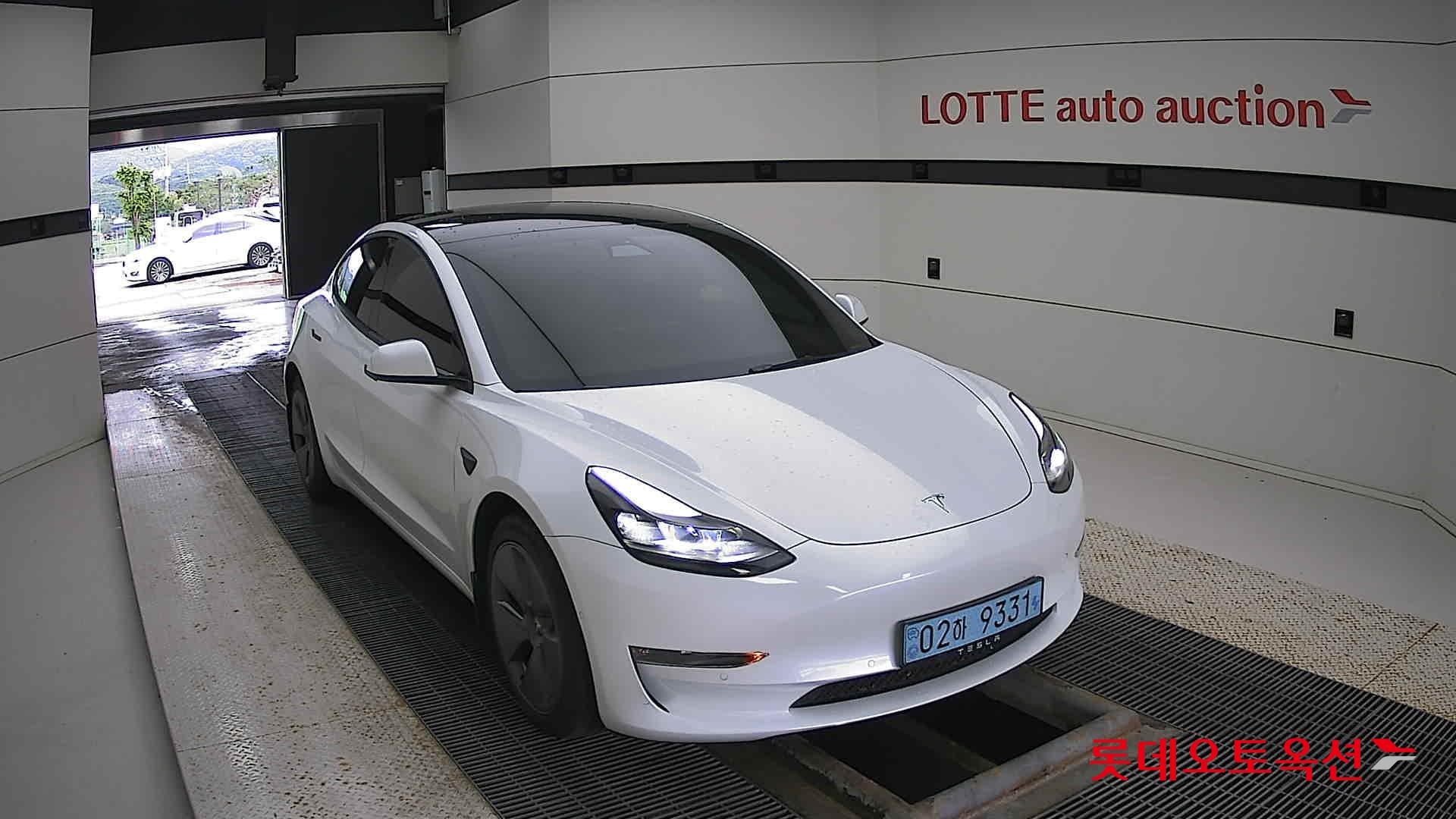 تسلا MODEL 3