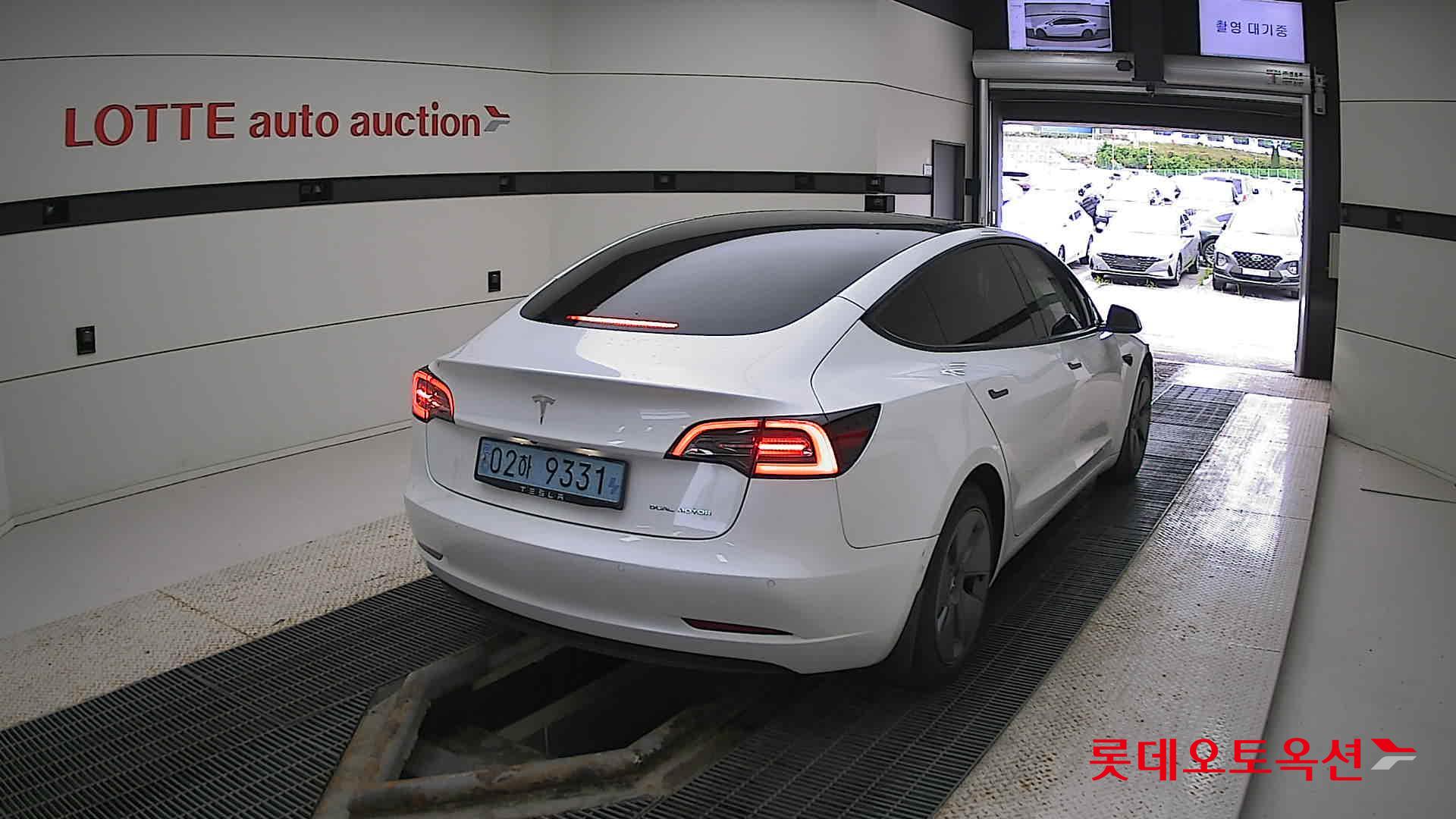تسلا MODEL 3
