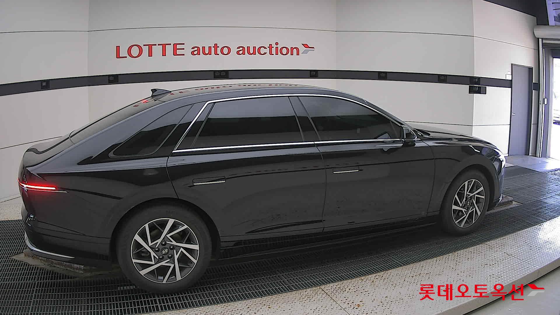 Hyundai Grandeur Hybrid id 2914706 из Кореи 18