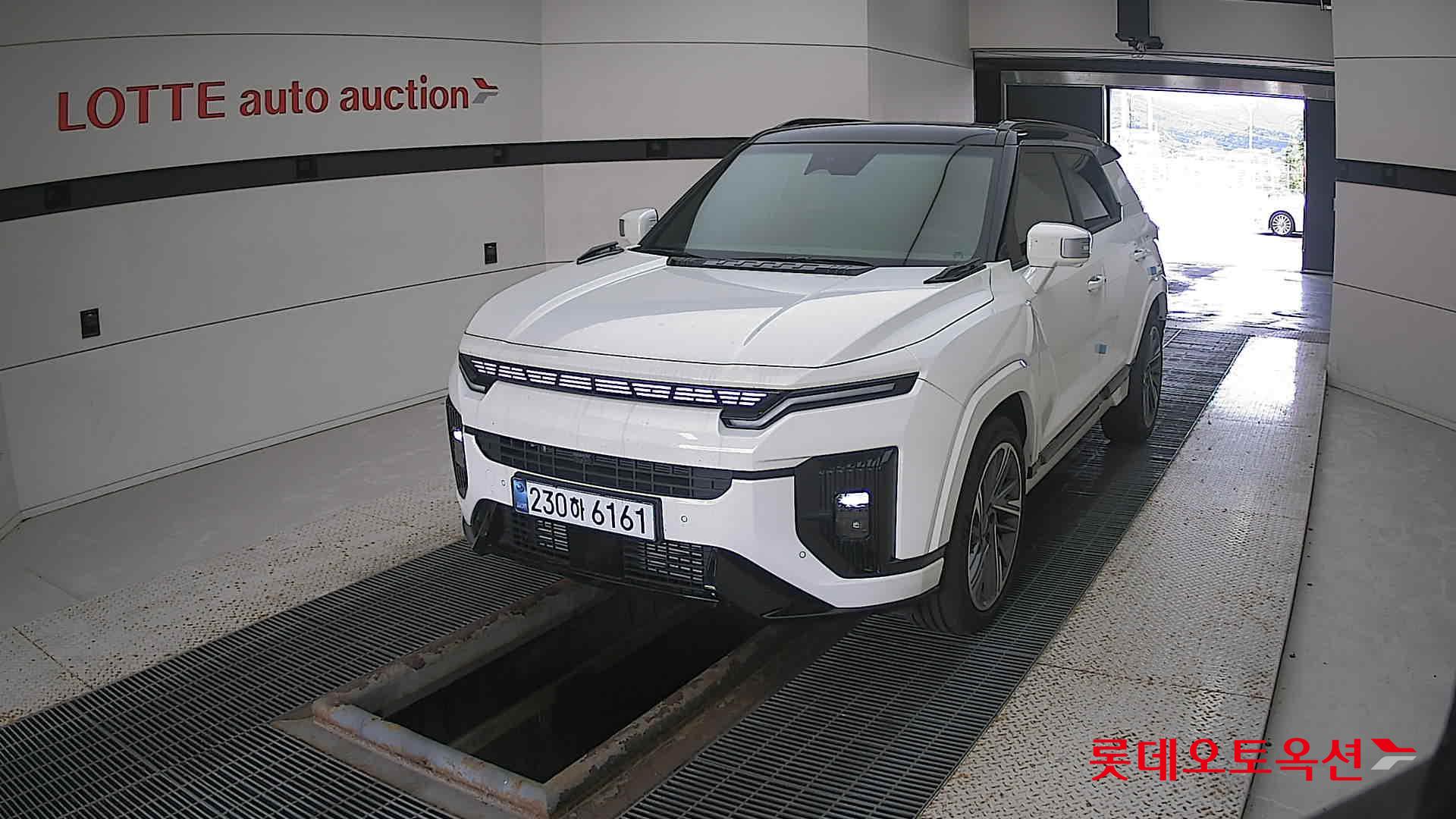 SsangYong Action 2025 Grand White из Кореи