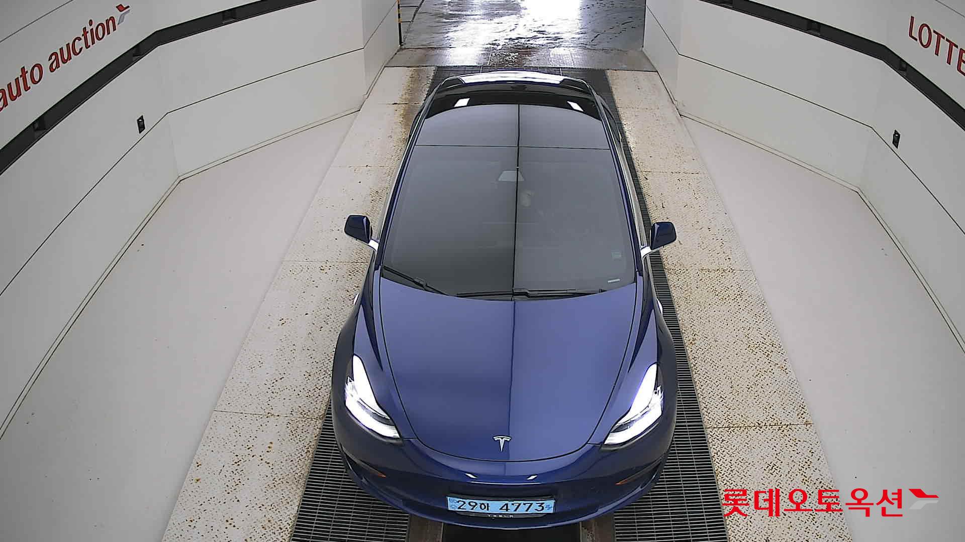 تسلا MODEL 3