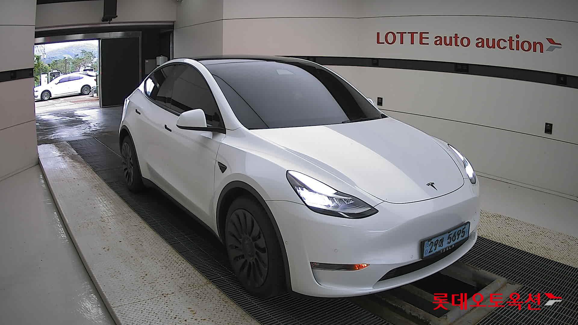 تسلا MODEL Y