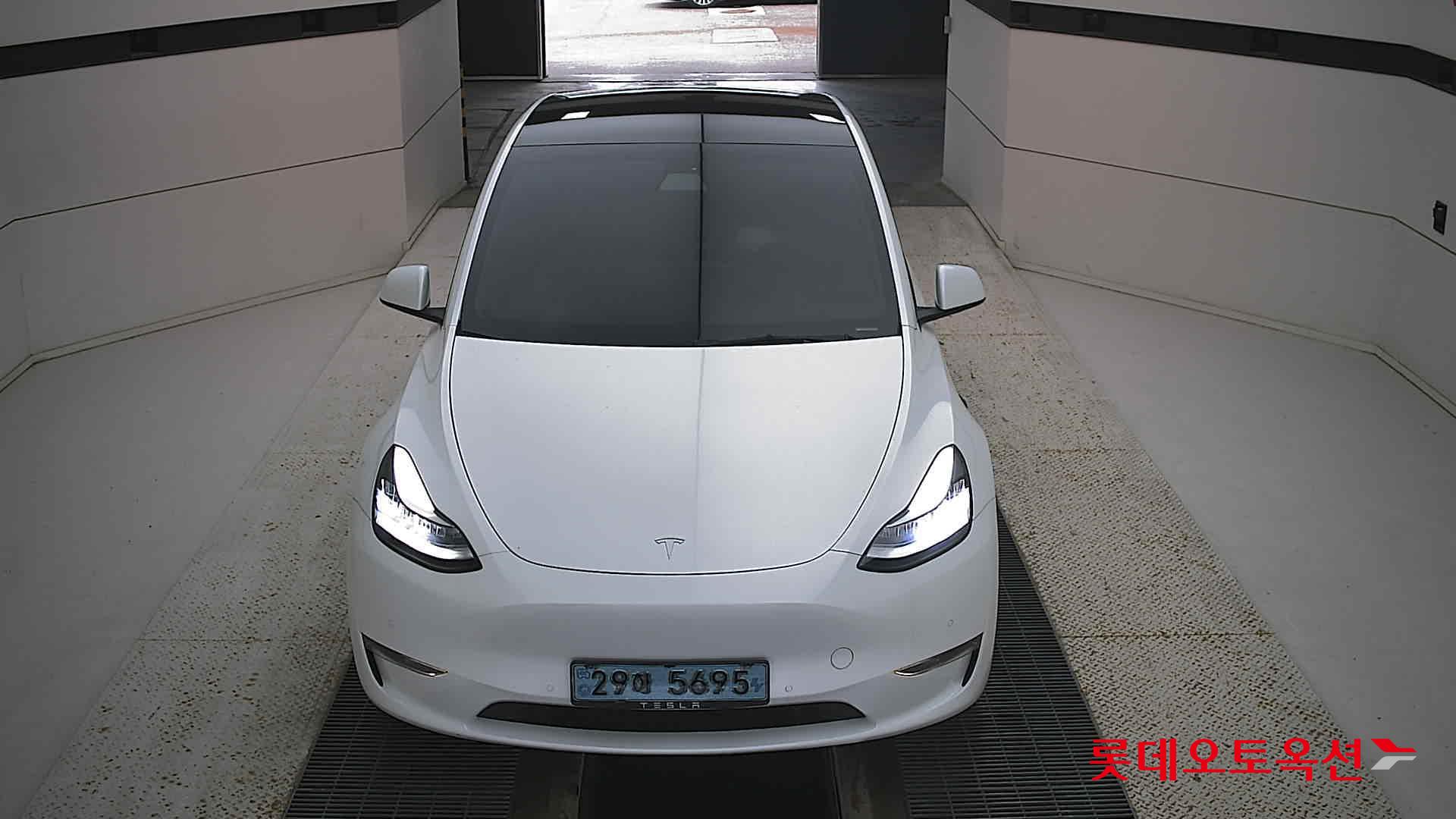تسلا MODEL Y